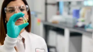 cfihaiti.com : Investissement en Haïti, Données Économiques & Analyse Financière 44 Nous Pouvons En Finir Avec le VIH