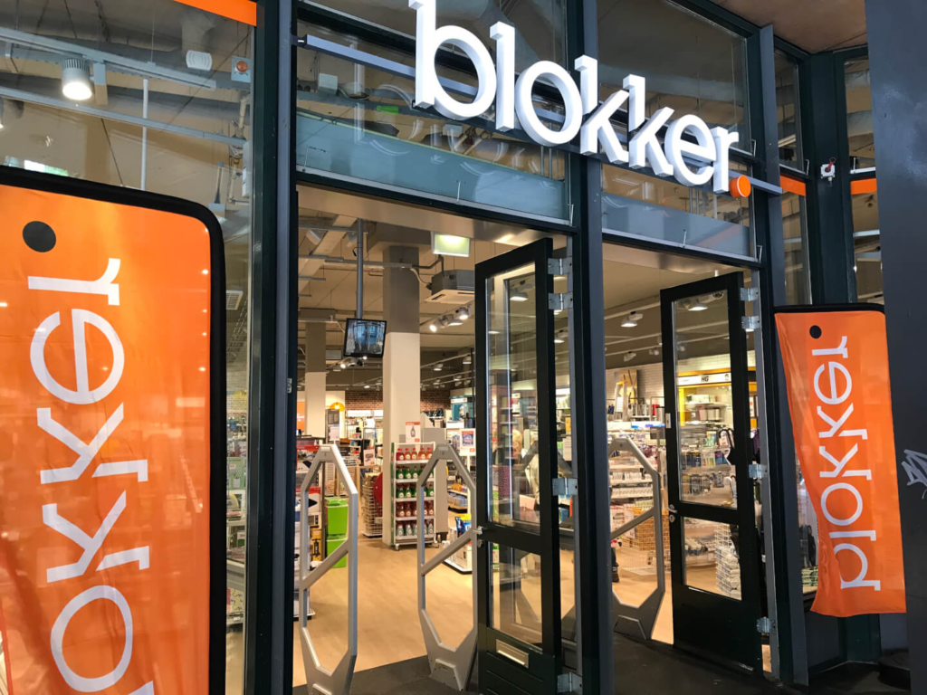 Les Ultra-Riches Encore Plus Riches Grâce À La Crypto Et À L’IA Els Blokker En Forte Baisse Après Une Querelle Familiale 4 Façade d’un ancien magasin Blokker à Amsterdam