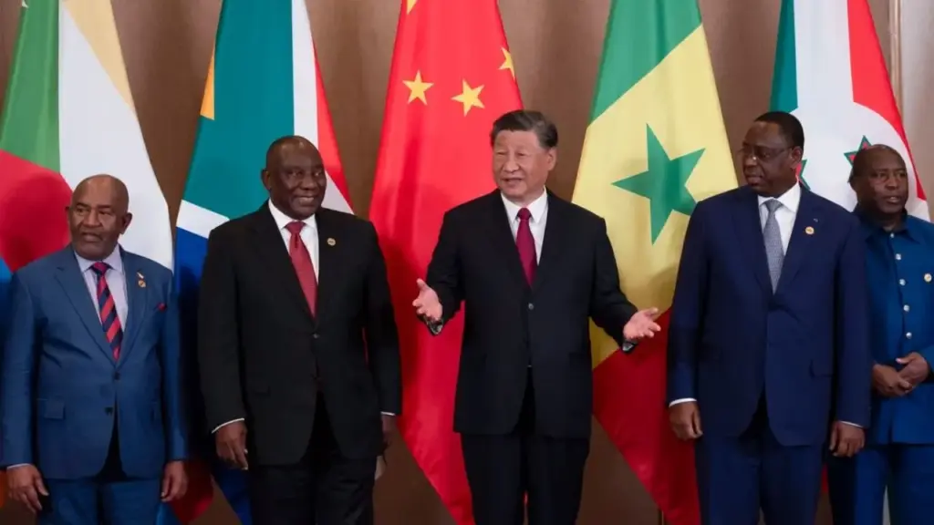 Commerce Mondial : L’Afrique Coincée Entre Washington Et Pékin – Qui Tire Vraiment Profit ? 1 L’Afrique Coincée Entre Washington Et Pékin